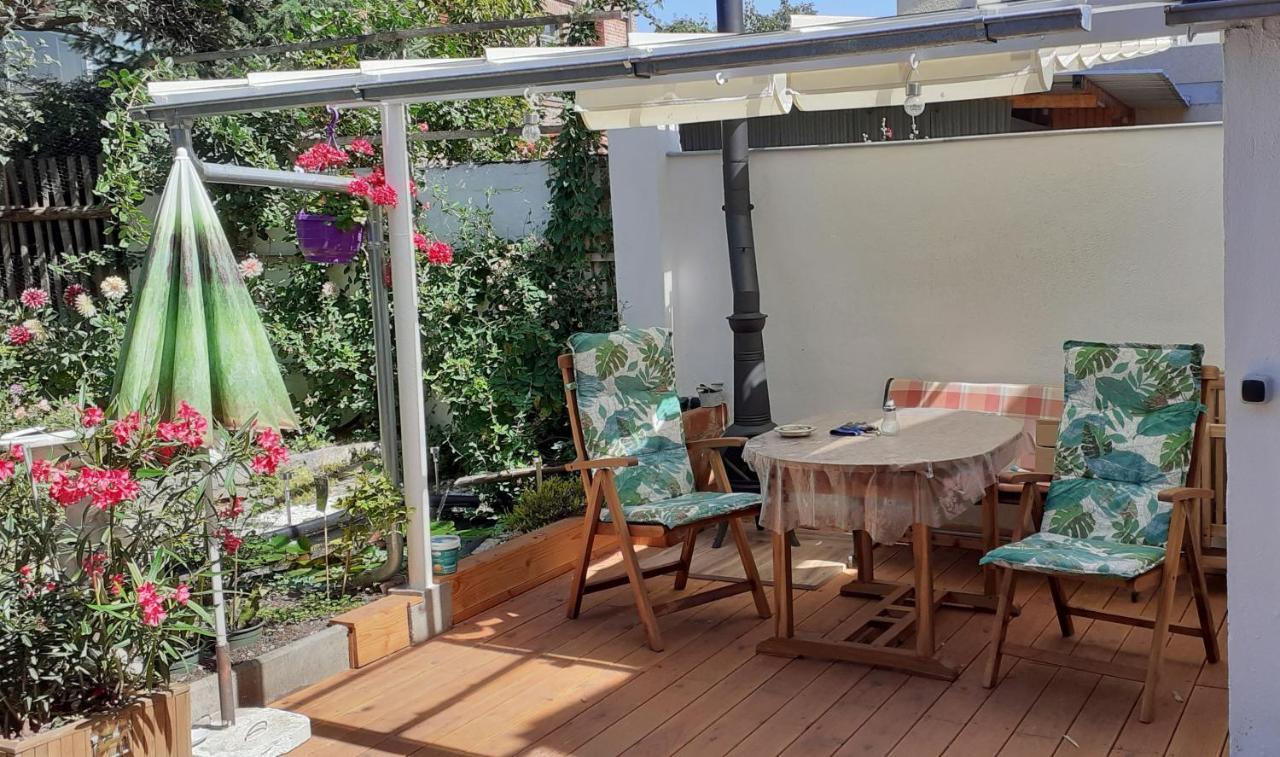 Ferienwohnung Zum Rotem Karpfen Erfurt Exterior foto